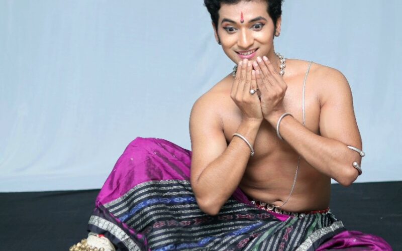 Rinku Kumar Sahoo – Inspiring journey of a male Odissi and Sambalpuri Dancer whose passion and love for dance knew no bounds