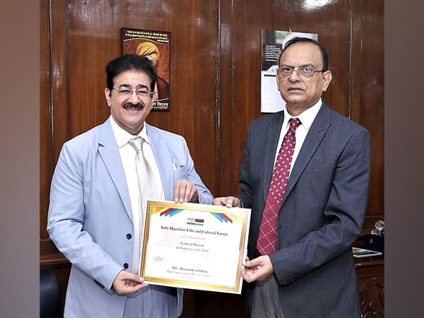 High Commissioner Dillum and Media Personality Sandeep Marwah Unveil the Indo Mauritius Film and Cultural Forum