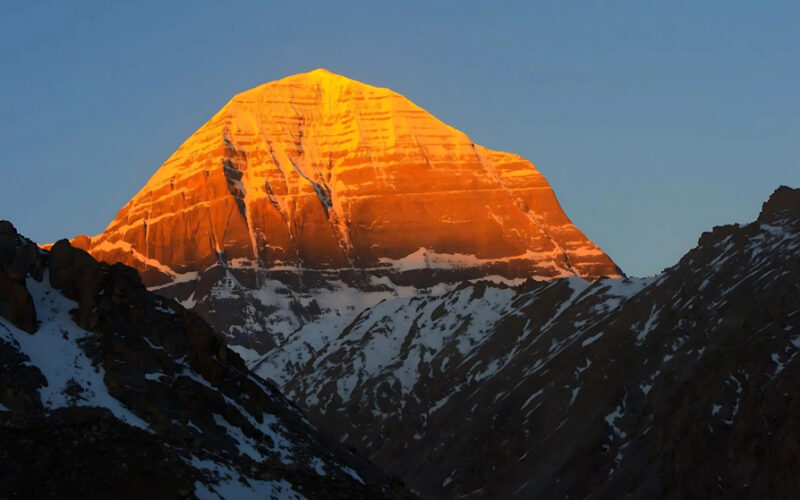 Kailash Mansarovar Is the Talk of 2025 — And This Indo-Nepal Brand Is Making It Possible